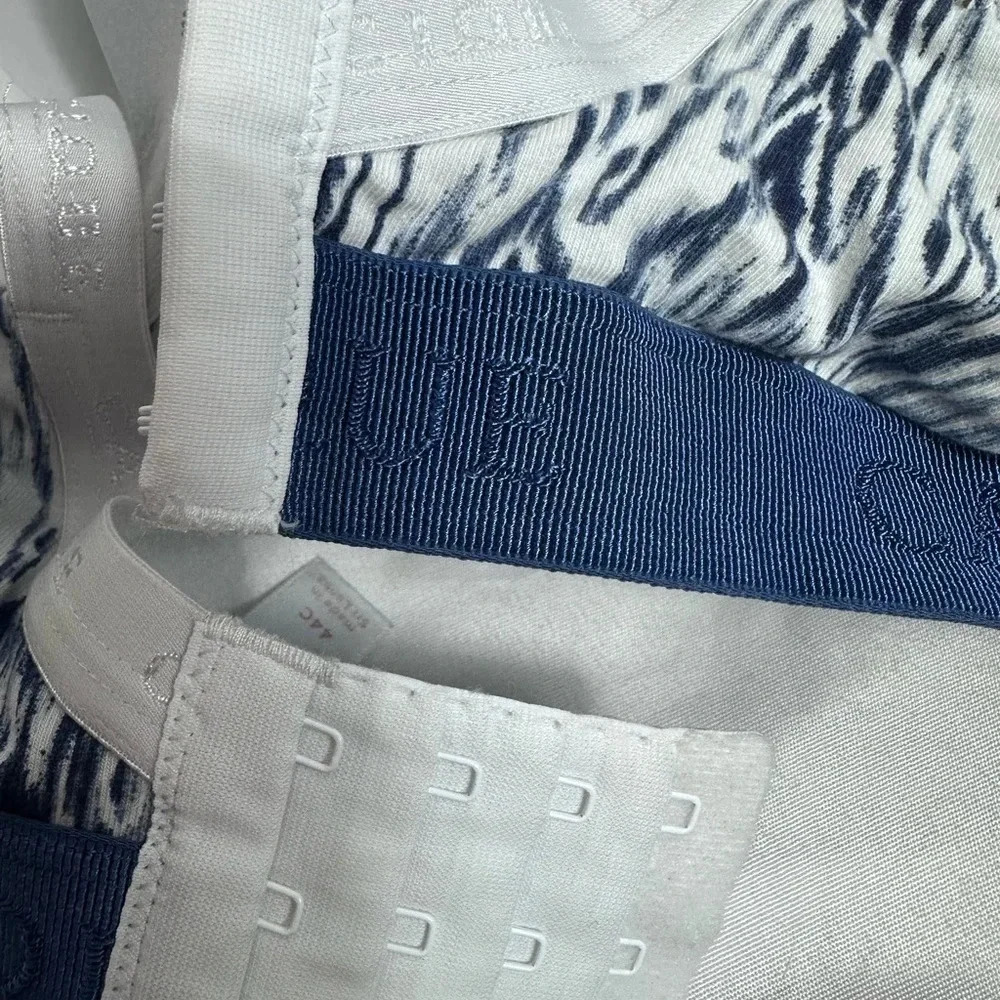 Cacique blue and white print lightly lined t-shirt bra size 44C - Picture 7 of 10